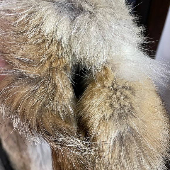 Swiss / Canadian Fur ( Pre-loved ) Vintage - Picture 9 of 15